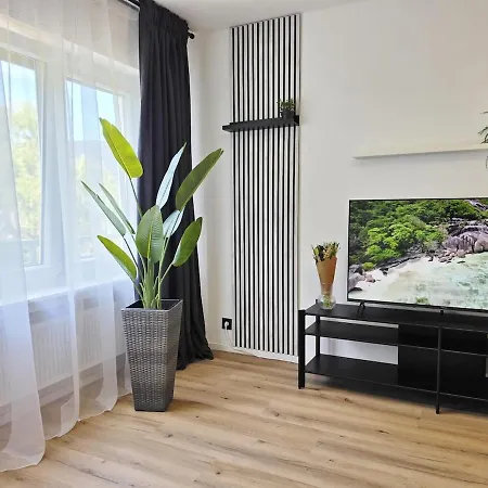 Gemuetliche 2-zimmer-wohnung Im Herzen Von